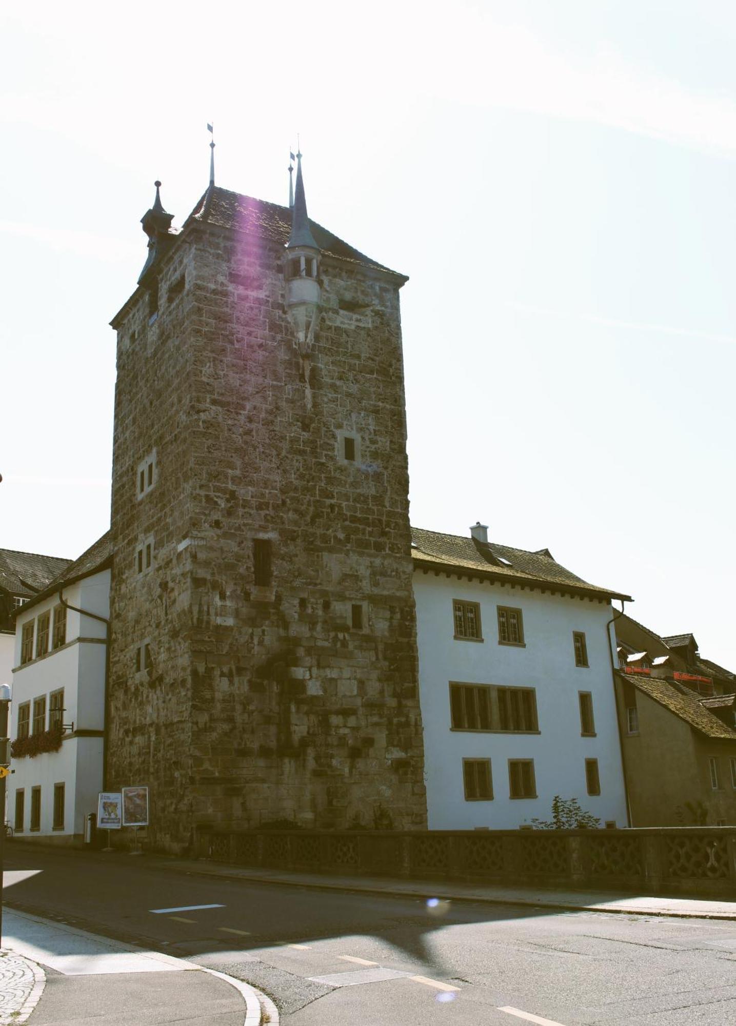 Business I Family Apartment I 1-4 Personen - Aare Blick, Nahe Altstadt I Beamer - 99" Leinwand I Terrassen Lounge Und Parkplatz Brugg  Exteriér fotografie