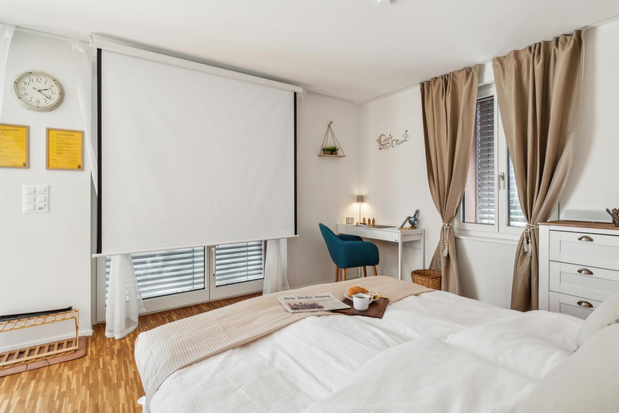 Business I Family Apartment I 1-4 Personen - Aare Blick, Nahe Altstadt I Beamer - 99" Leinwand I Terrassen Lounge Und Parkplatz Brugg  Exteriér fotografie